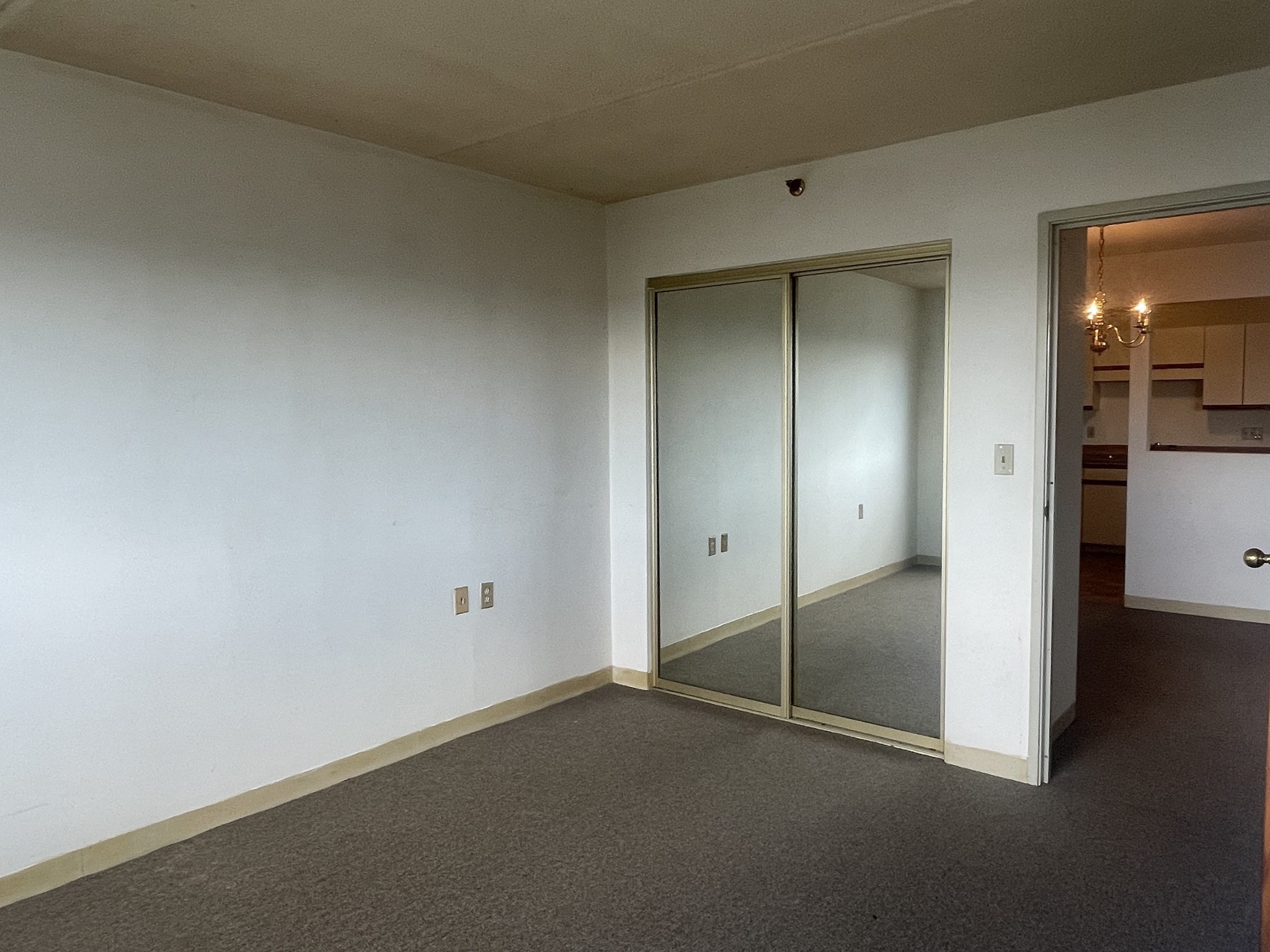100 Cove Way # 402 Property Photo 11