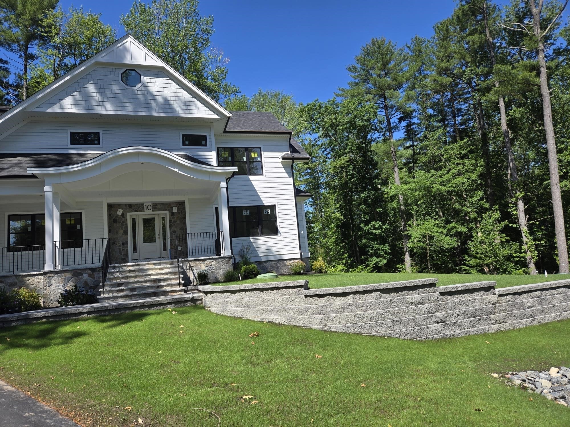 10 Union Lane Property Photo 3