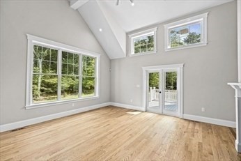10 Union Lane Property Photo 14
