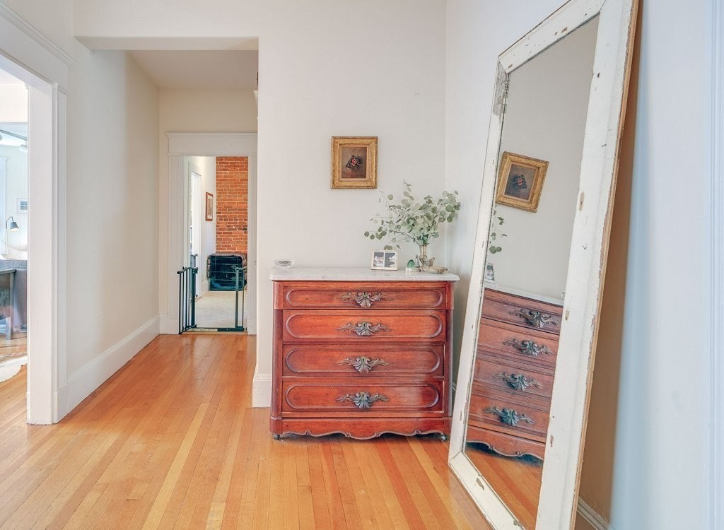 485 Washington St # 3 Property Photo 7