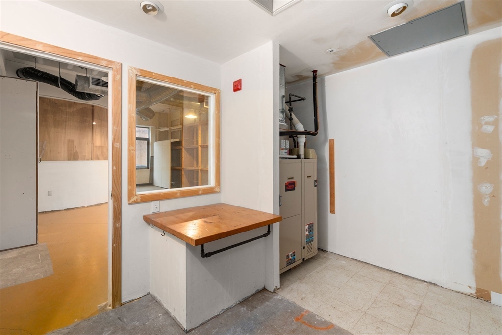1180-1200 Washington St # 114 Property Photo 2