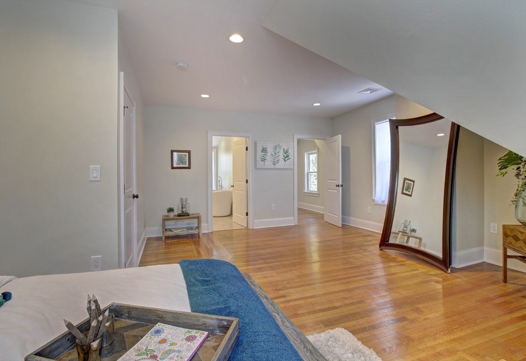 287 Walnut Ave Property Photo 21