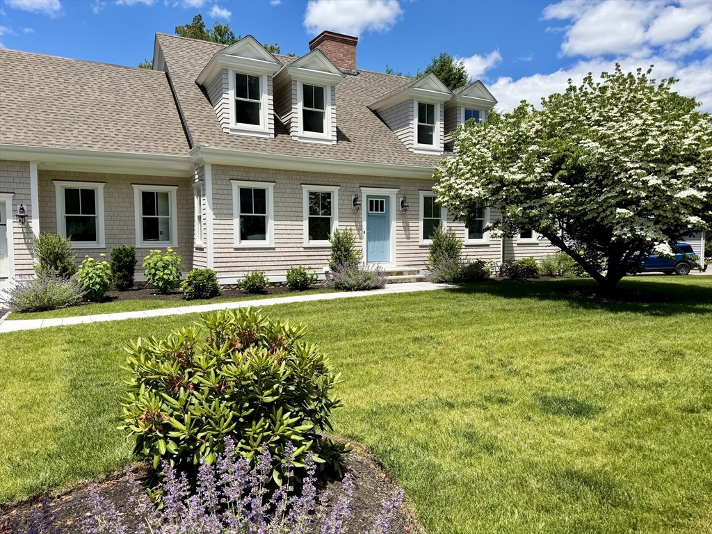6 Revolutionary Road Property Photo 2