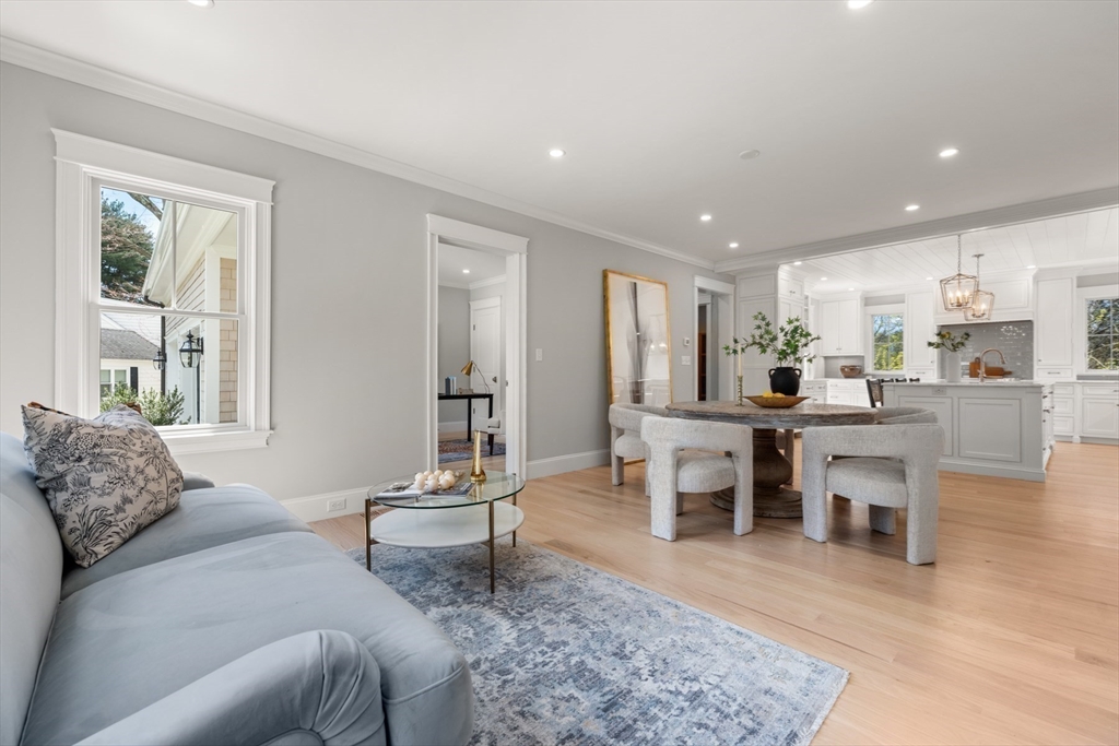 6 Revolutionary Road Property Photo 4