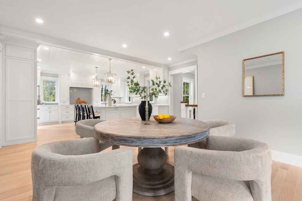 6 Revolutionary Road Property Photo 5