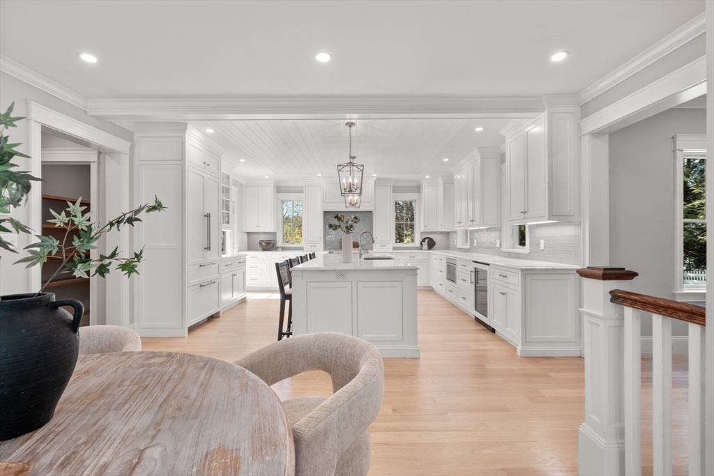 6 Revolutionary Road Property Photo 6