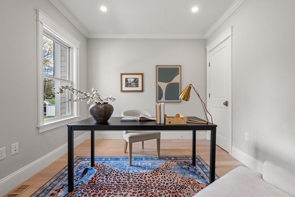 6 Revolutionary Road Property Photo 11