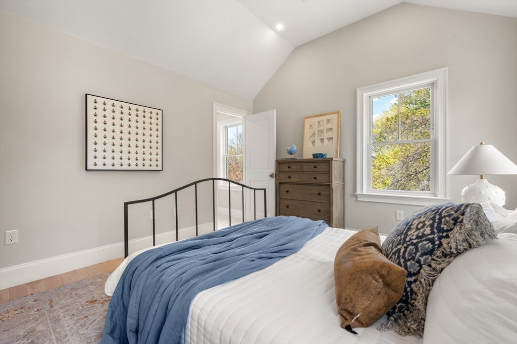 6 Revolutionary Road Property Photo 21
