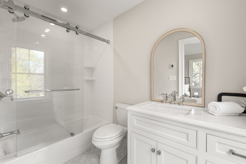 6 Revolutionary Road Property Photo 22