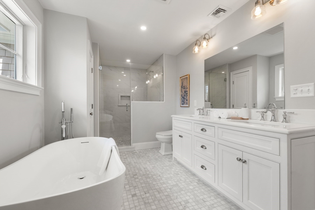 6 Revolutionary Road Property Photo 26