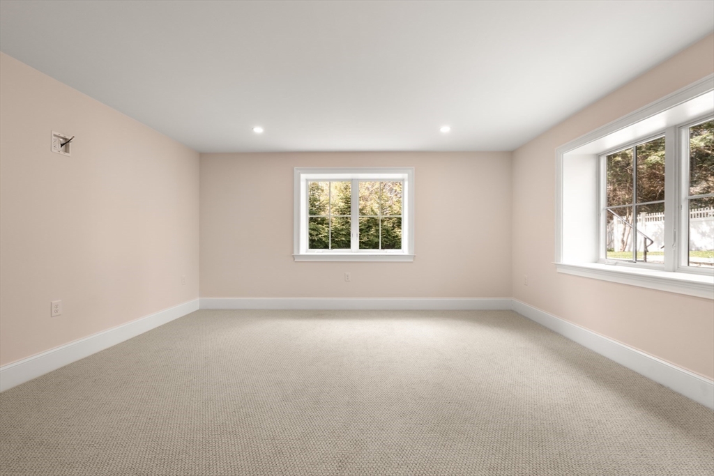 6 Revolutionary Road Property Photo 31