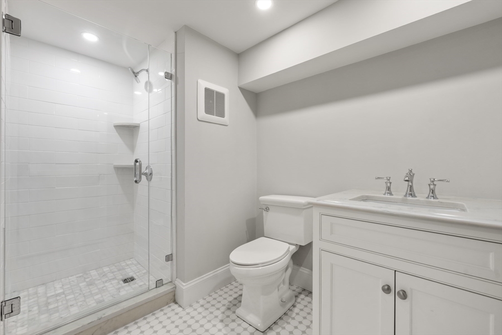 6 Revolutionary Road Property Photo 32
