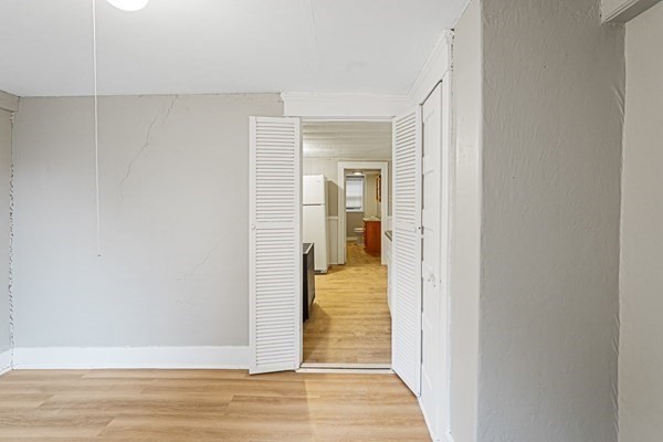 10 Ellsworth Property Photo 7