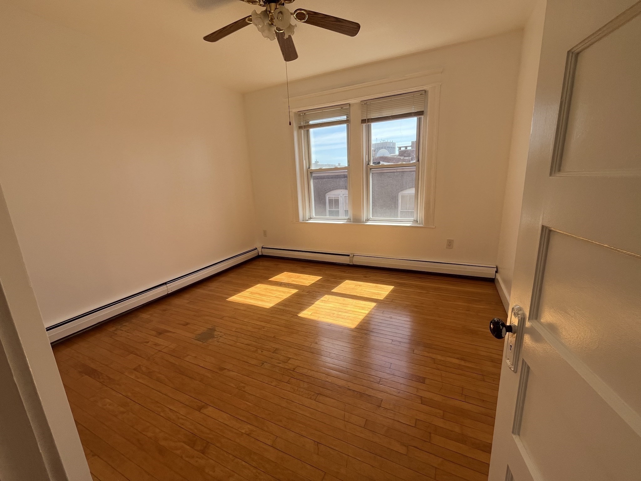 29 Irving Street # 8 Property Photo 11