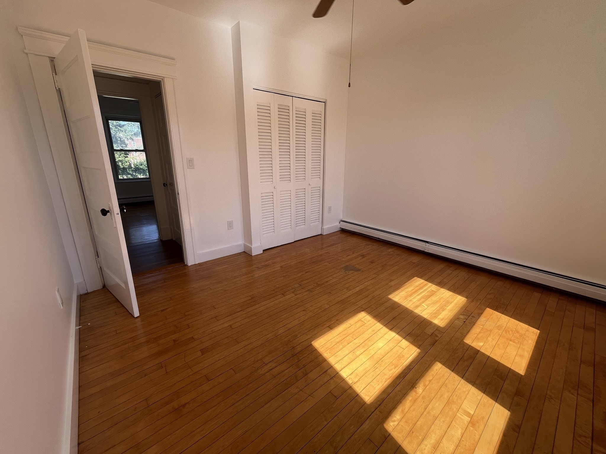 29 Irving Street # 8 Property Photo 13