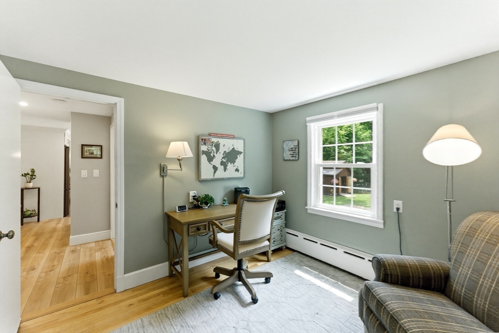 867 Whitman St Property Photo 12