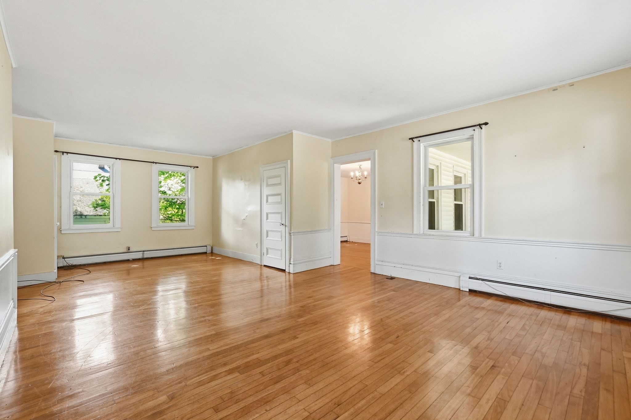 155 Amity St Property Photo 5