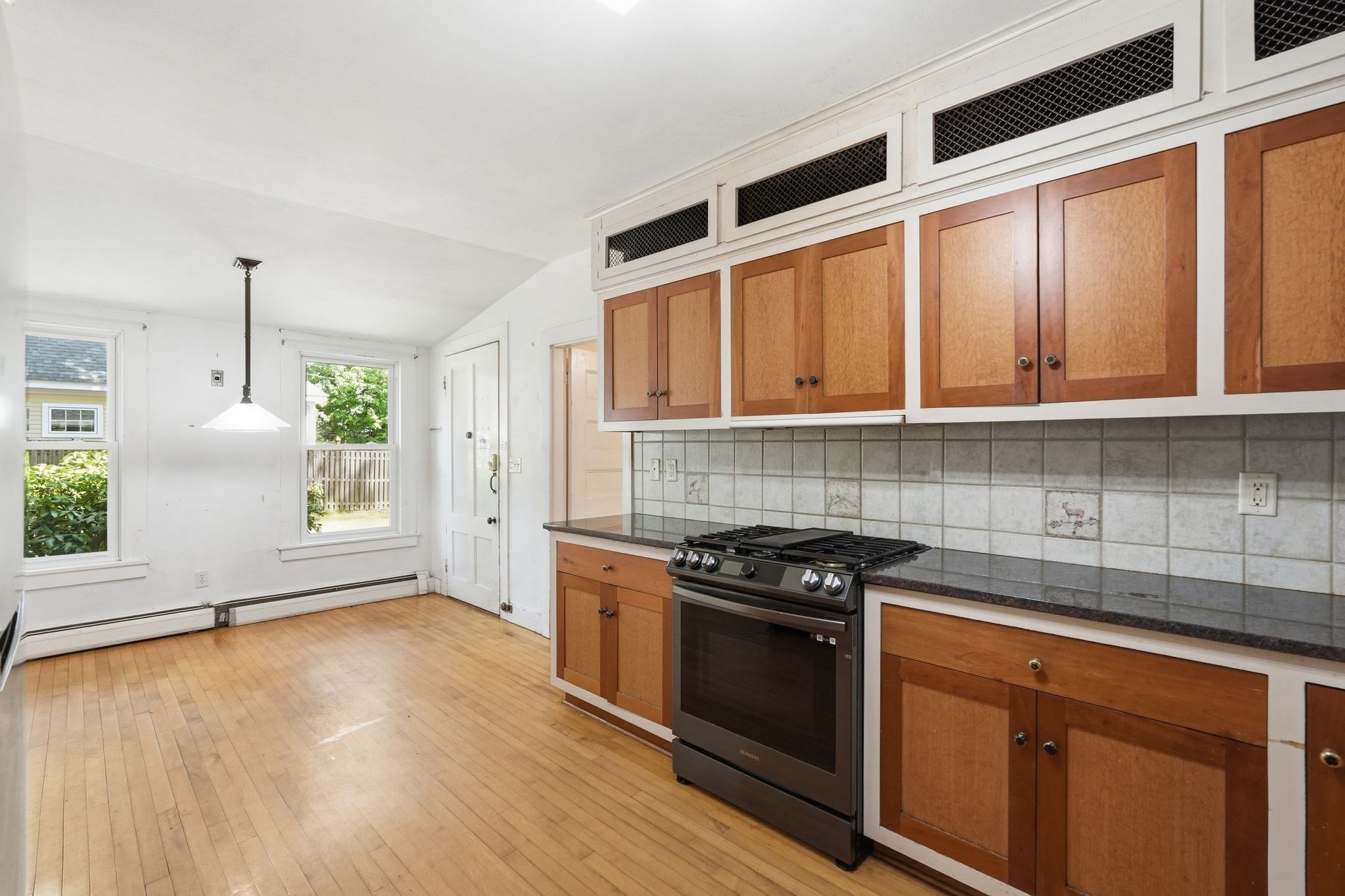 155 Amity St Property Photo 17