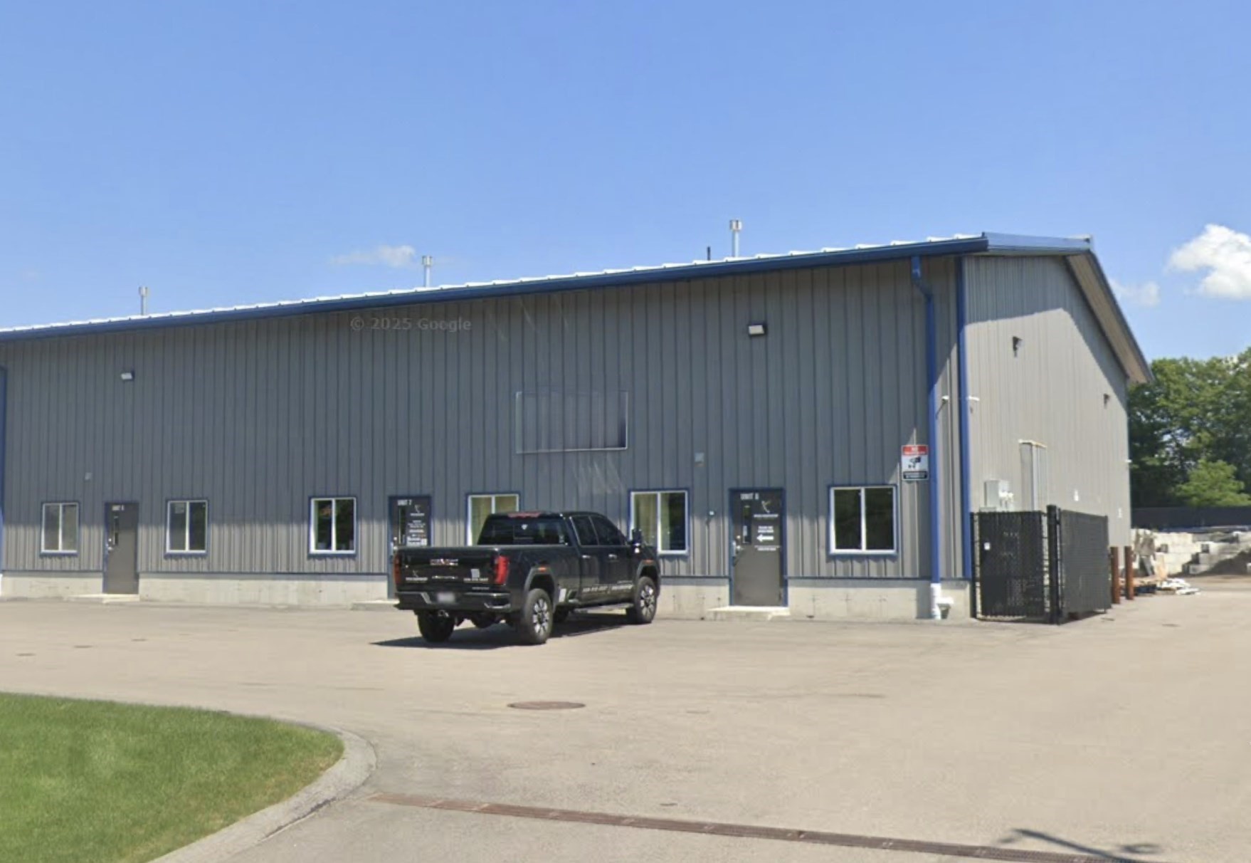 350 West St (warehouse/exterior) # 8 Property Photo 1