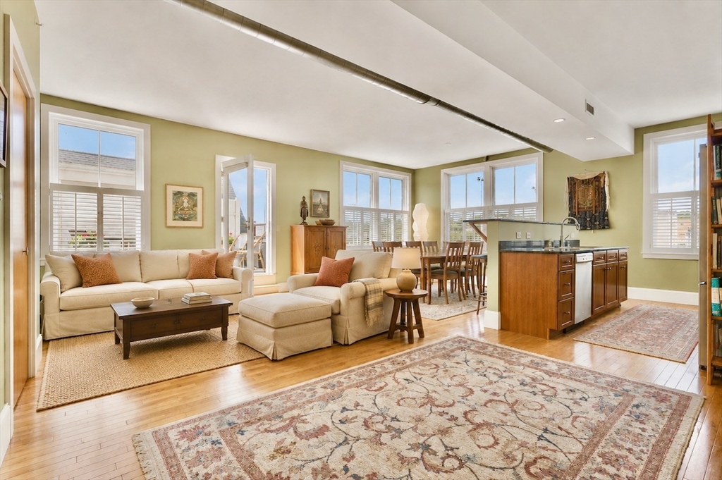 43 Park Street # 15 Property Photo 1