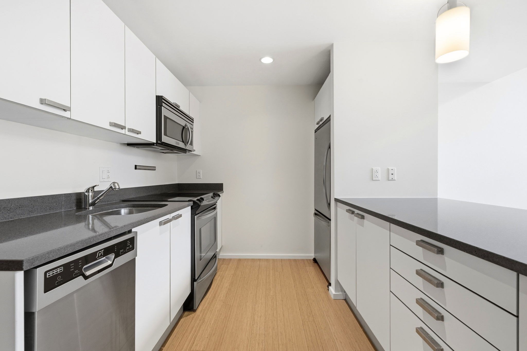 1 Earhart St # 309 Property Photo 4