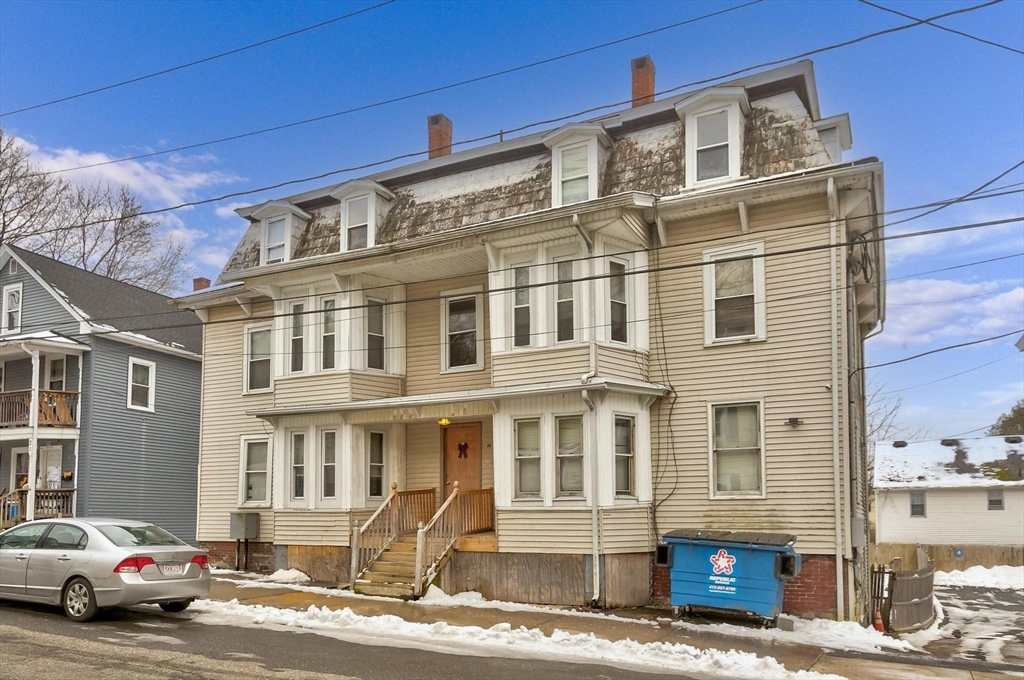 19 Vigeant St Property Photo 2