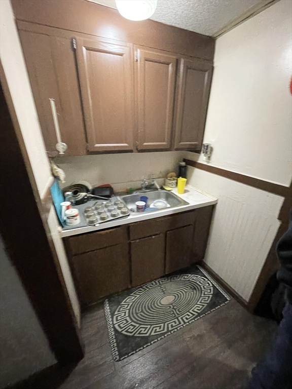 19 Vigeant St Property Photo 13