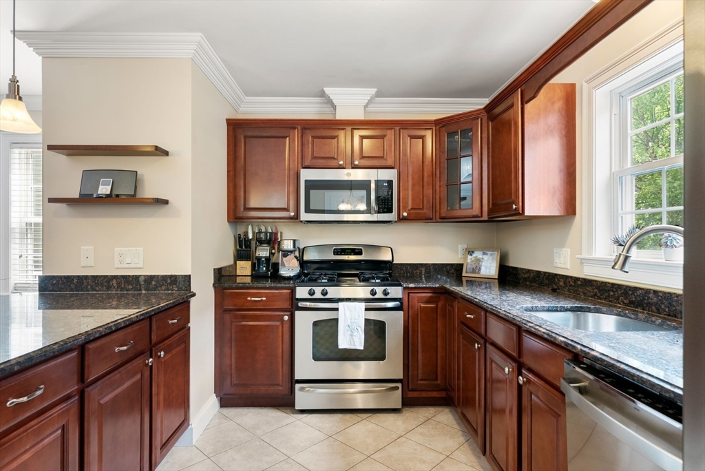580 Quarry Street # 4 Property Photo 6