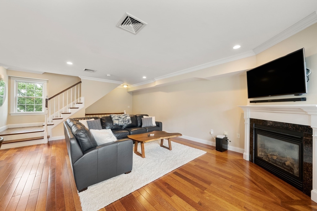 580 Quarry Street # 4 Property Photo 15