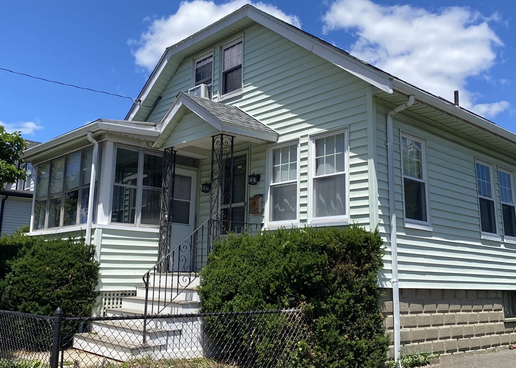 16 Glenwood Ave Property Photo 1