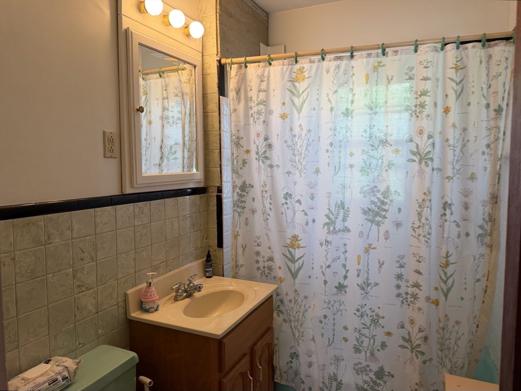 16 Glenwood Ave Property Photo 15