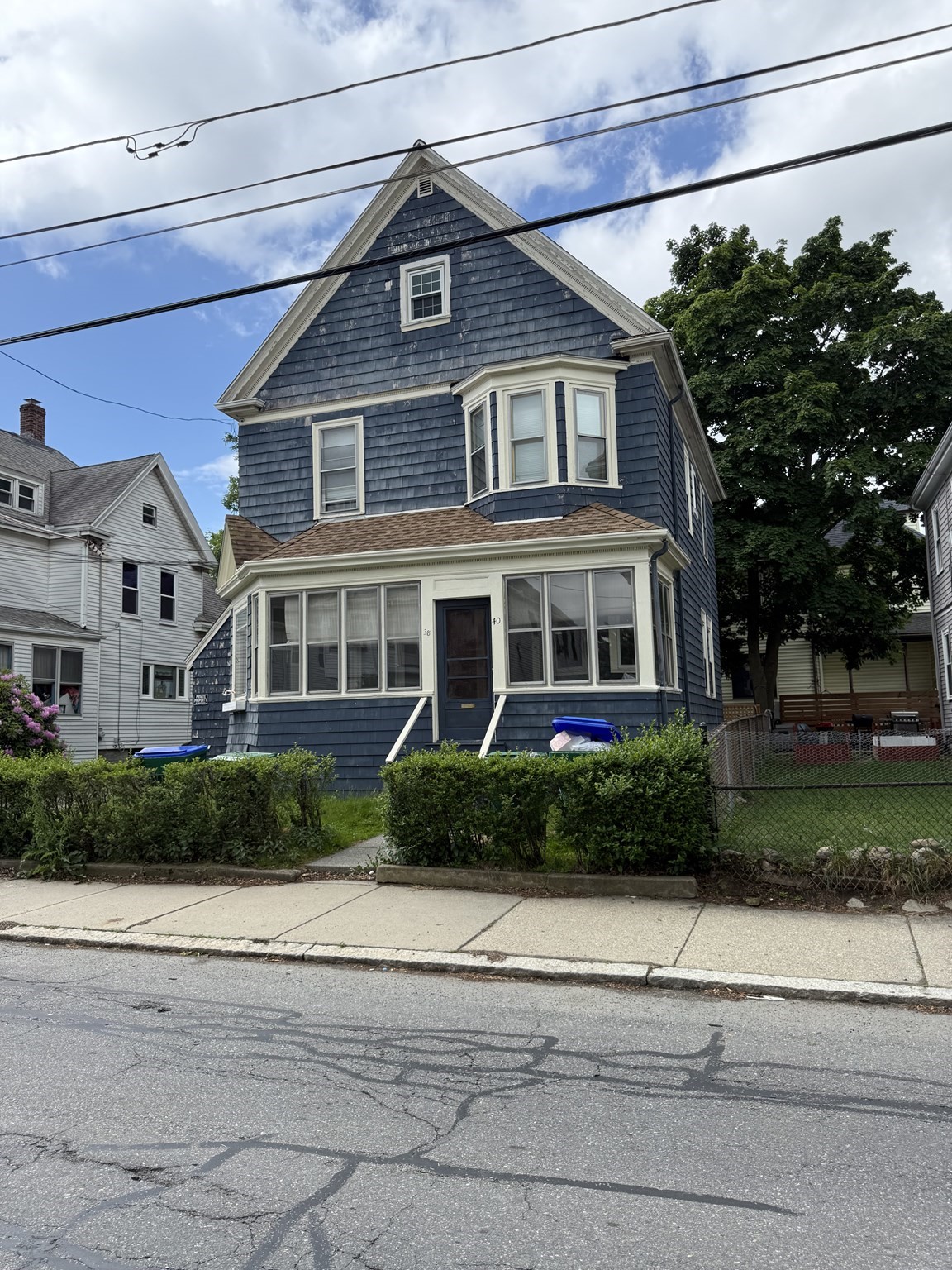 40 Summer St Property Photo 1