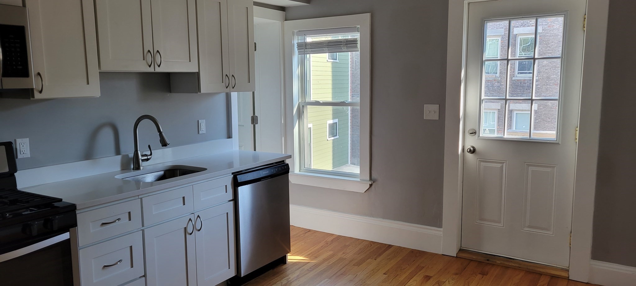 1 Mount Pleasant Place # 2 Property Photo 2