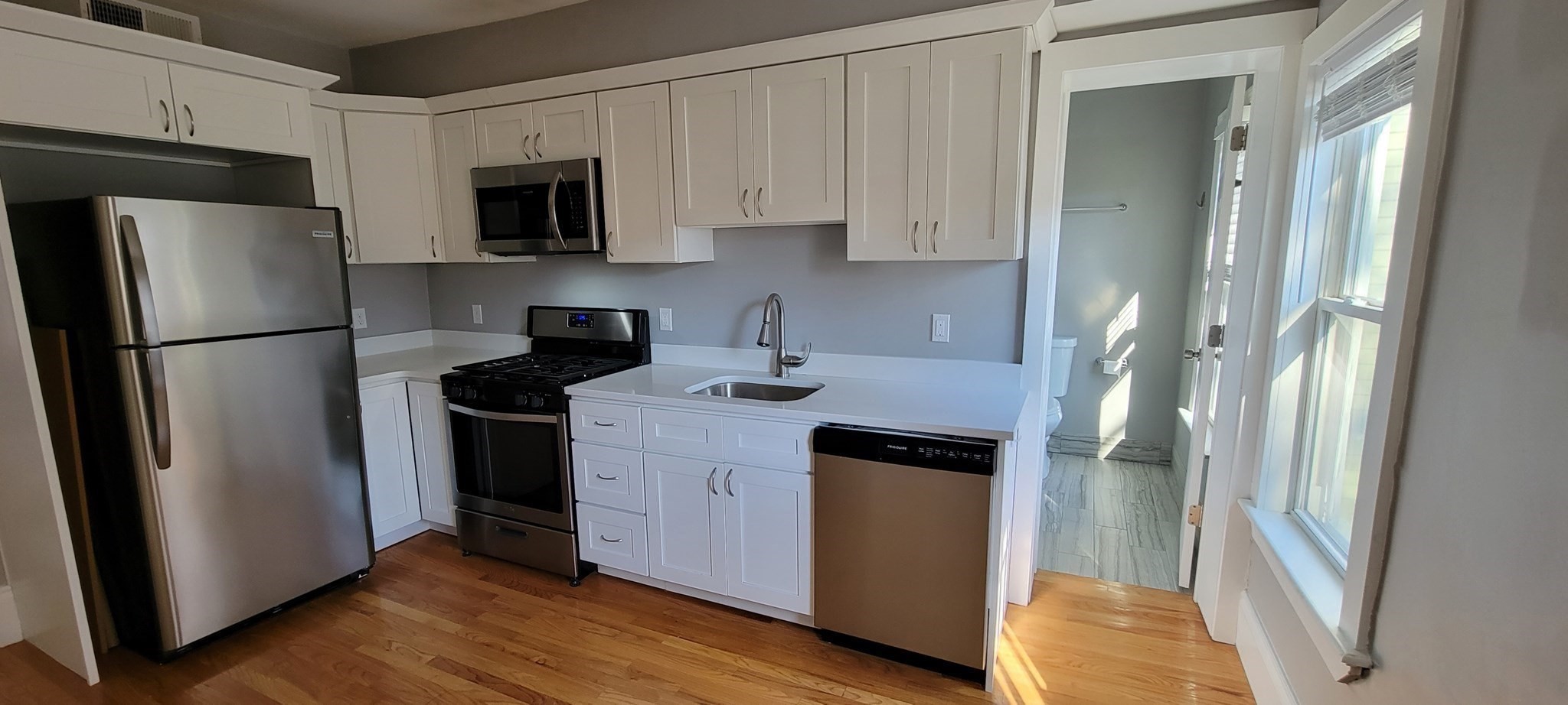 1 Mount Pleasant Place # 2 Property Photo 3