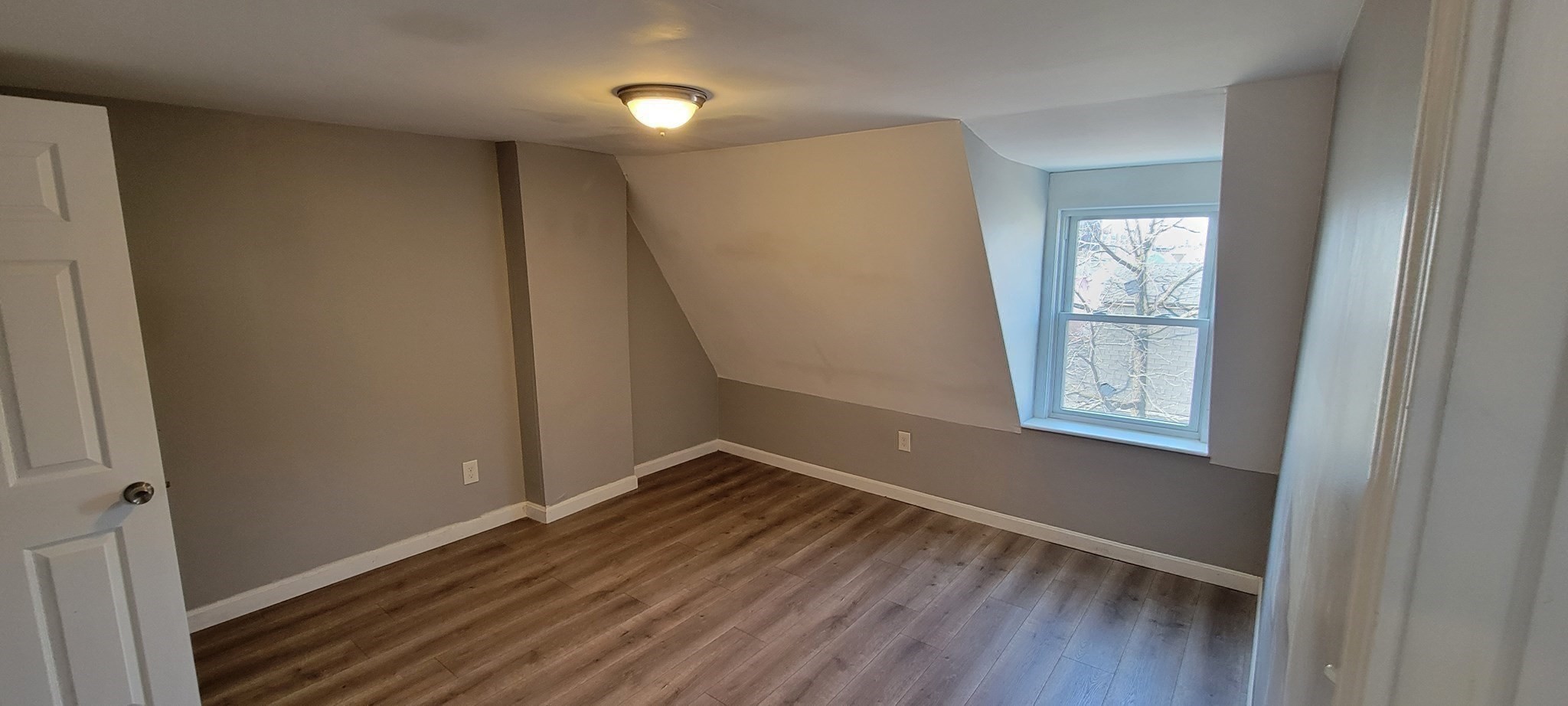 1 Mount Pleasant Place # 2 Property Photo 7