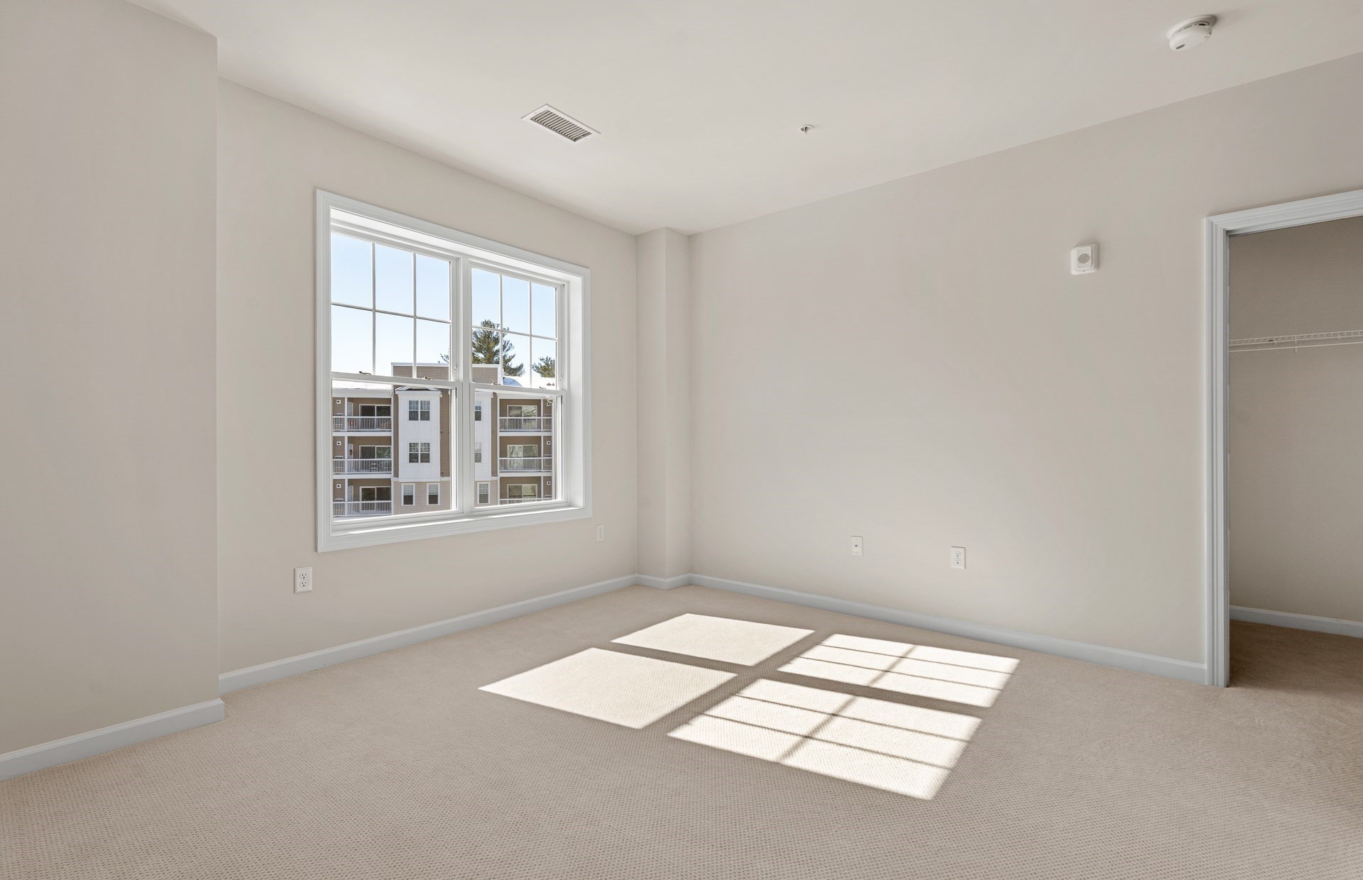 320 Martins Landing # 401 Property Photo 18