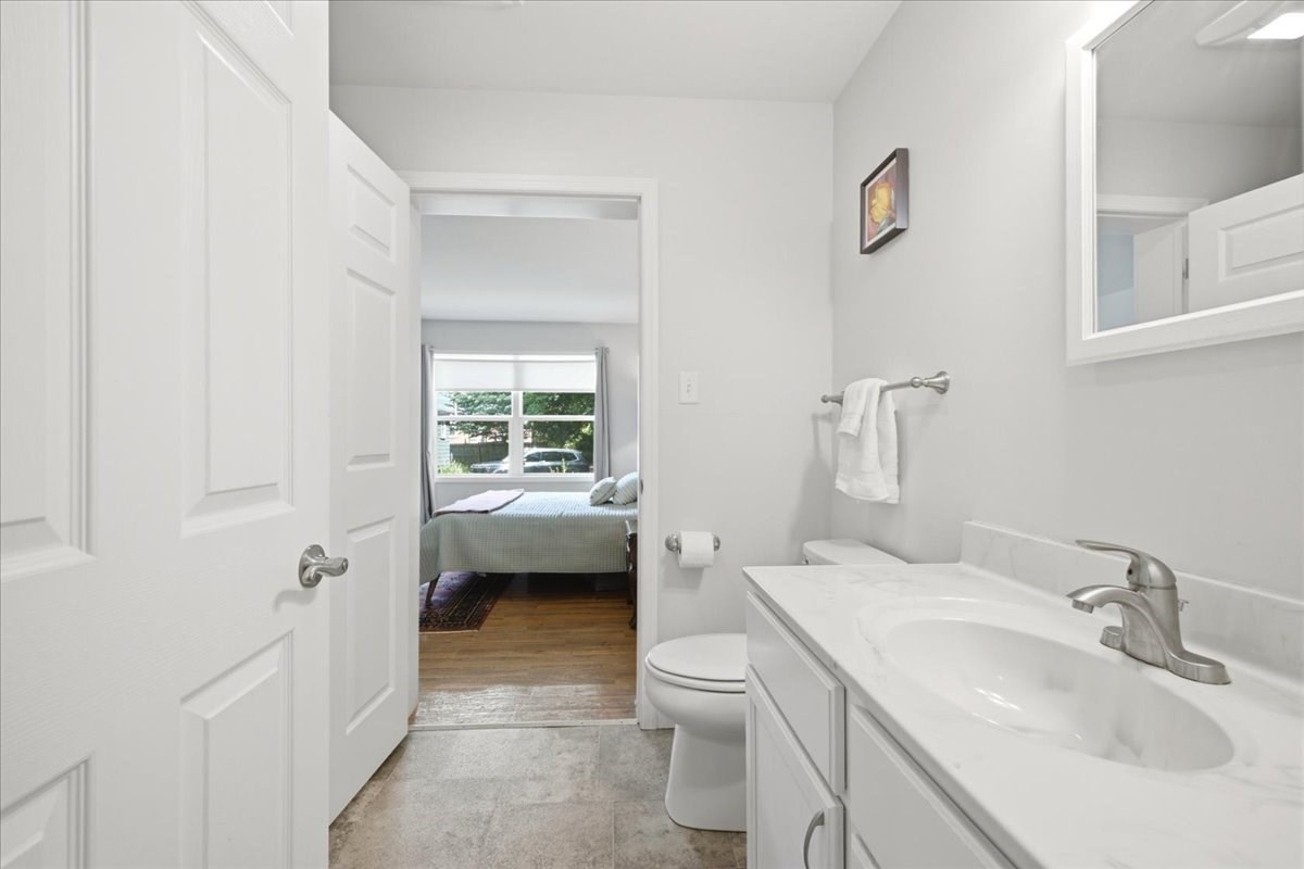 85 Lewis Ave Property Photo 18