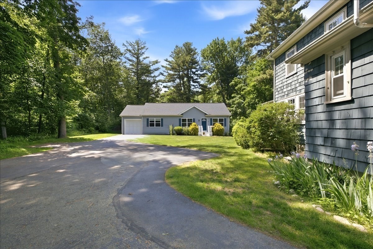 85 Lewis Ave Property Photo 32