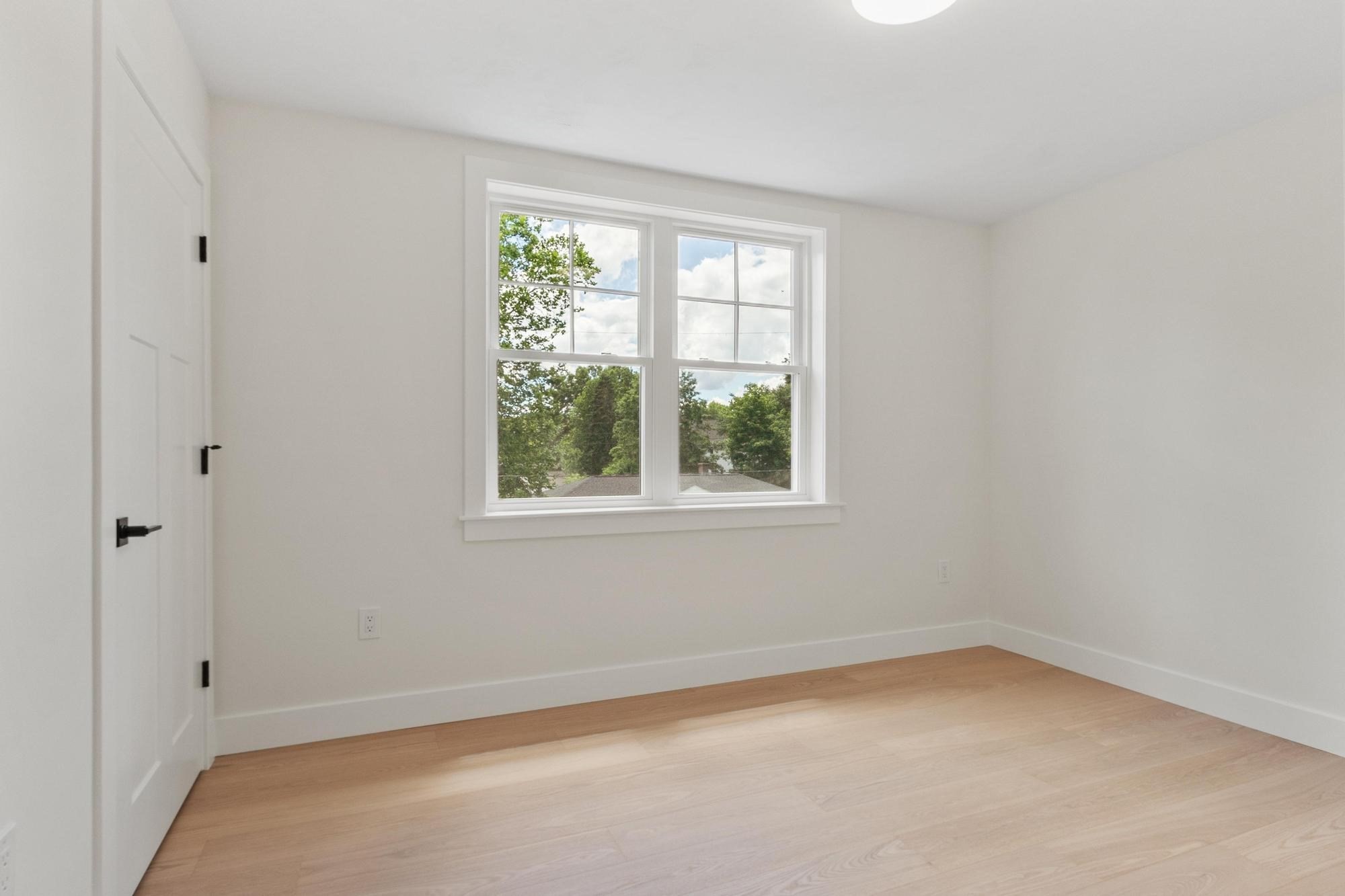 60 Neillian Street # 60 Property Photo 26