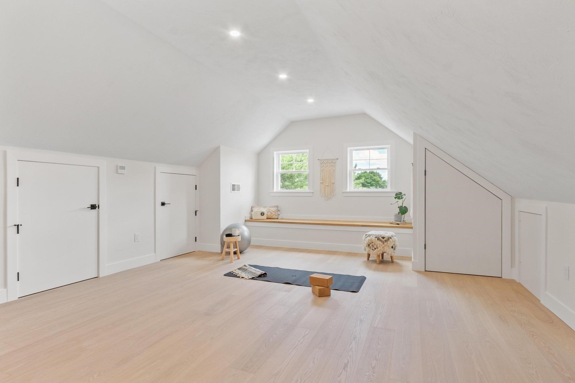 60 Neillian Street # 60 Property Photo 29