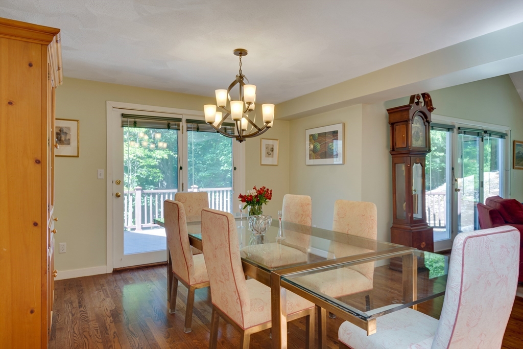 15 Fieldstone Dr Property Photo 11