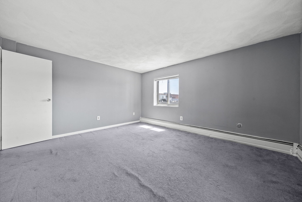 7 Park Ave # 23 Property Photo 13
