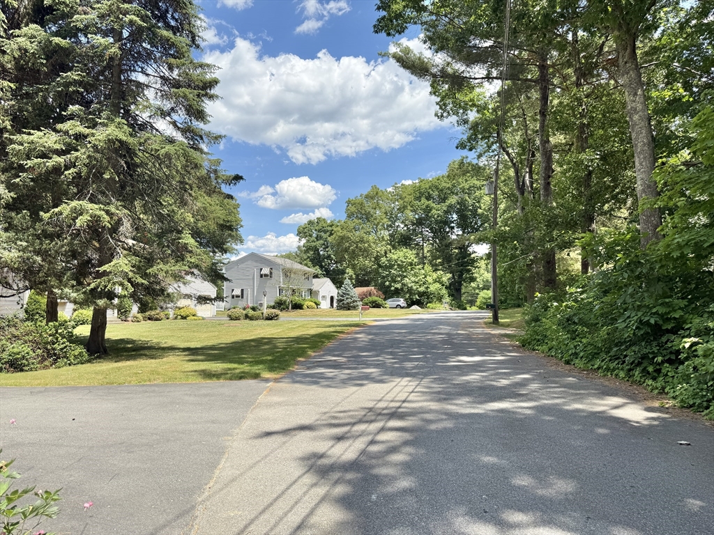 6 Carroll Ave Property Photo 3