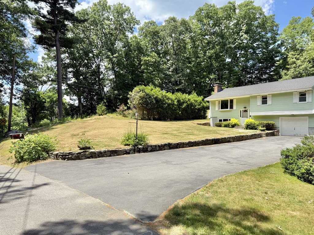 6 Carroll Ave Property Photo 5
