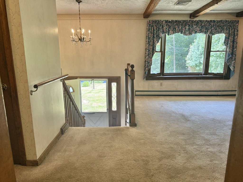 6 Carroll Ave Property Photo 9