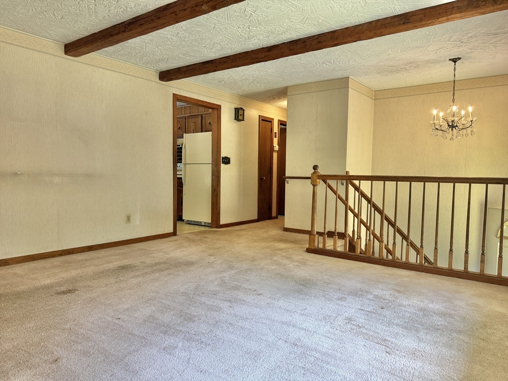 6 Carroll Ave Property Photo 11