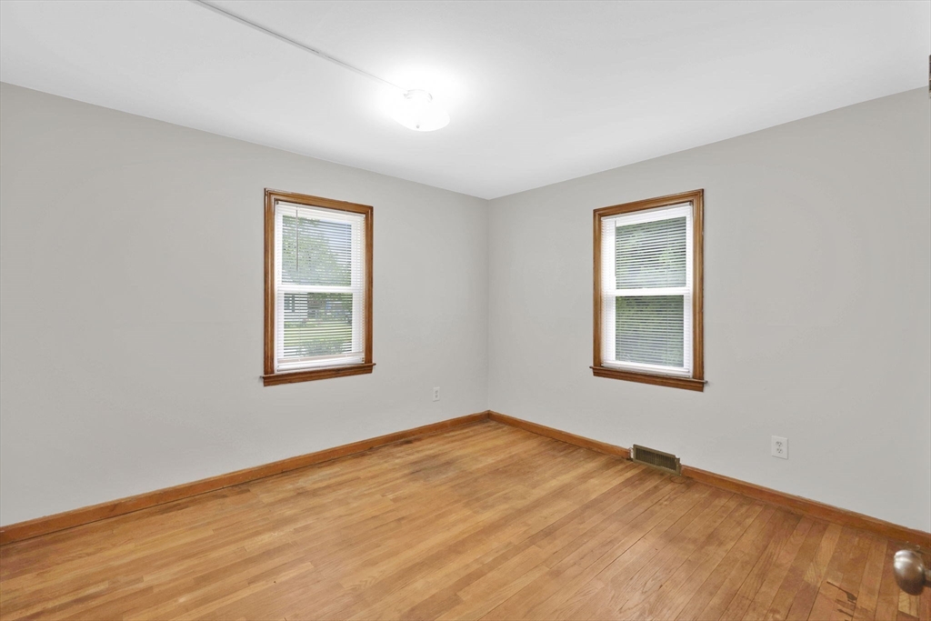232 Almira Rd Property Photo 15