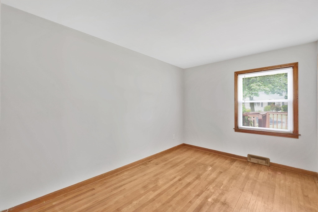232 Almira Rd Property Photo 19