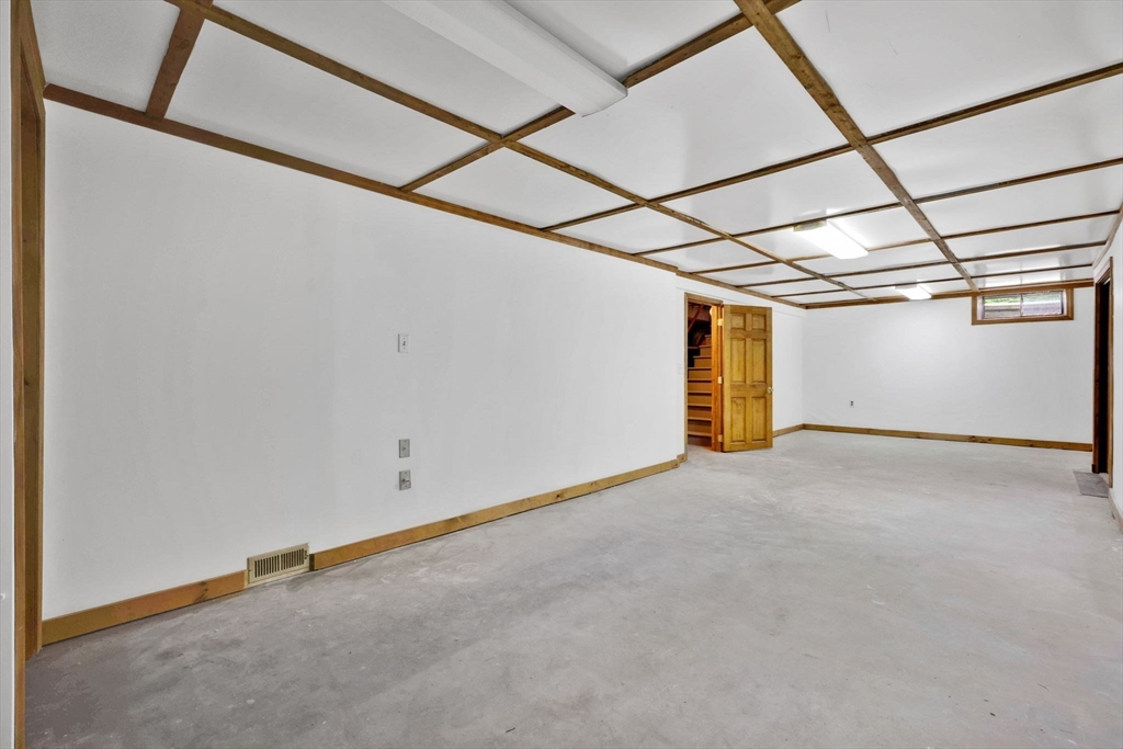 232 Almira Rd Property Photo 23