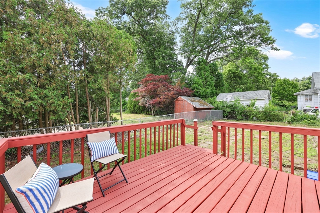 232 Almira Rd Property Photo 25